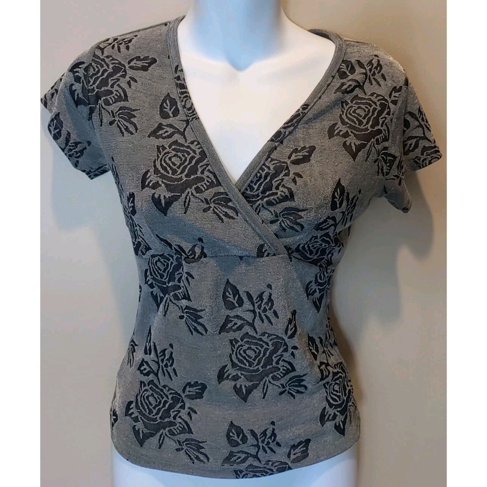 Bombshell Women Grey Black Roses Crisscross Bust Cap sleeve Sexy Top‎ Size S